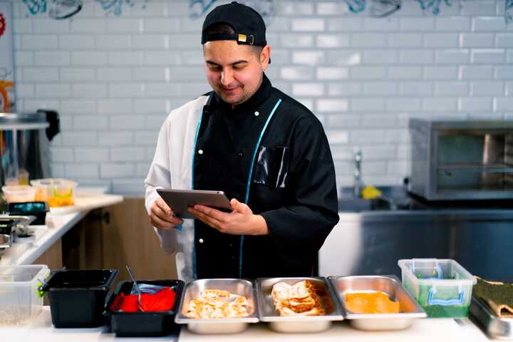 AI Empowering Chefs: The New Era of Kitchen Innovation